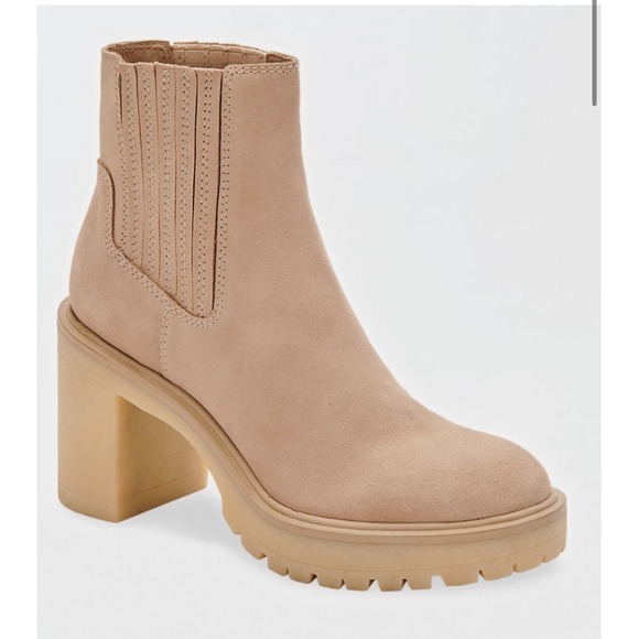 Dolce Vita Waterproof Lug Heel Chelsea Boots Women's Size 7.5  Ankle‎ Booties - Picture 1 of 16